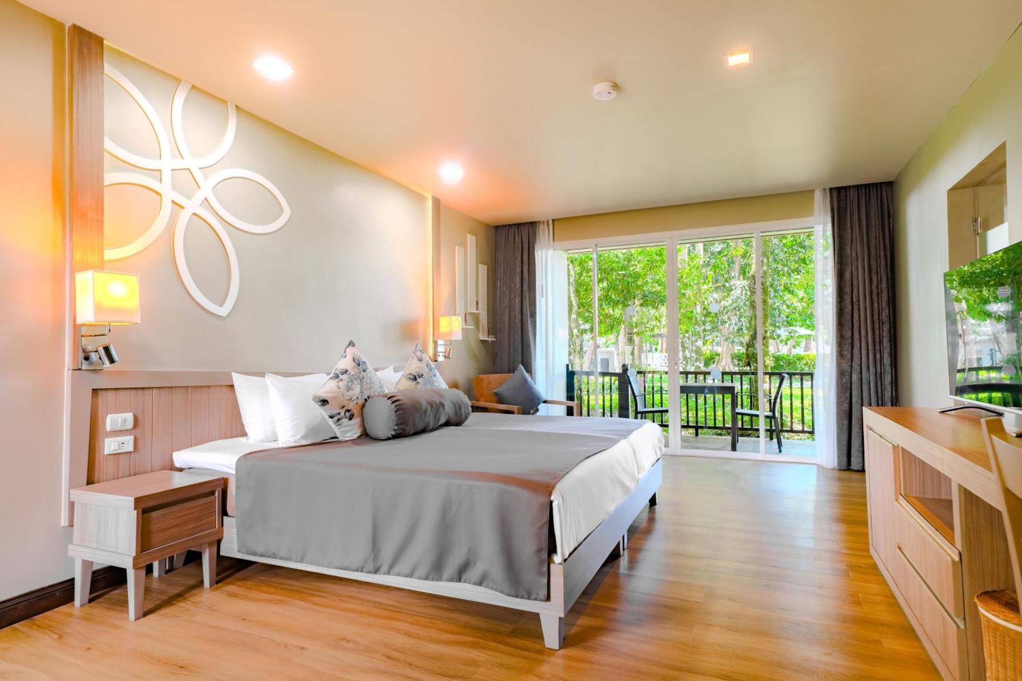 Sentido Khao Lak (Adults Only) Hotel Exterior photo